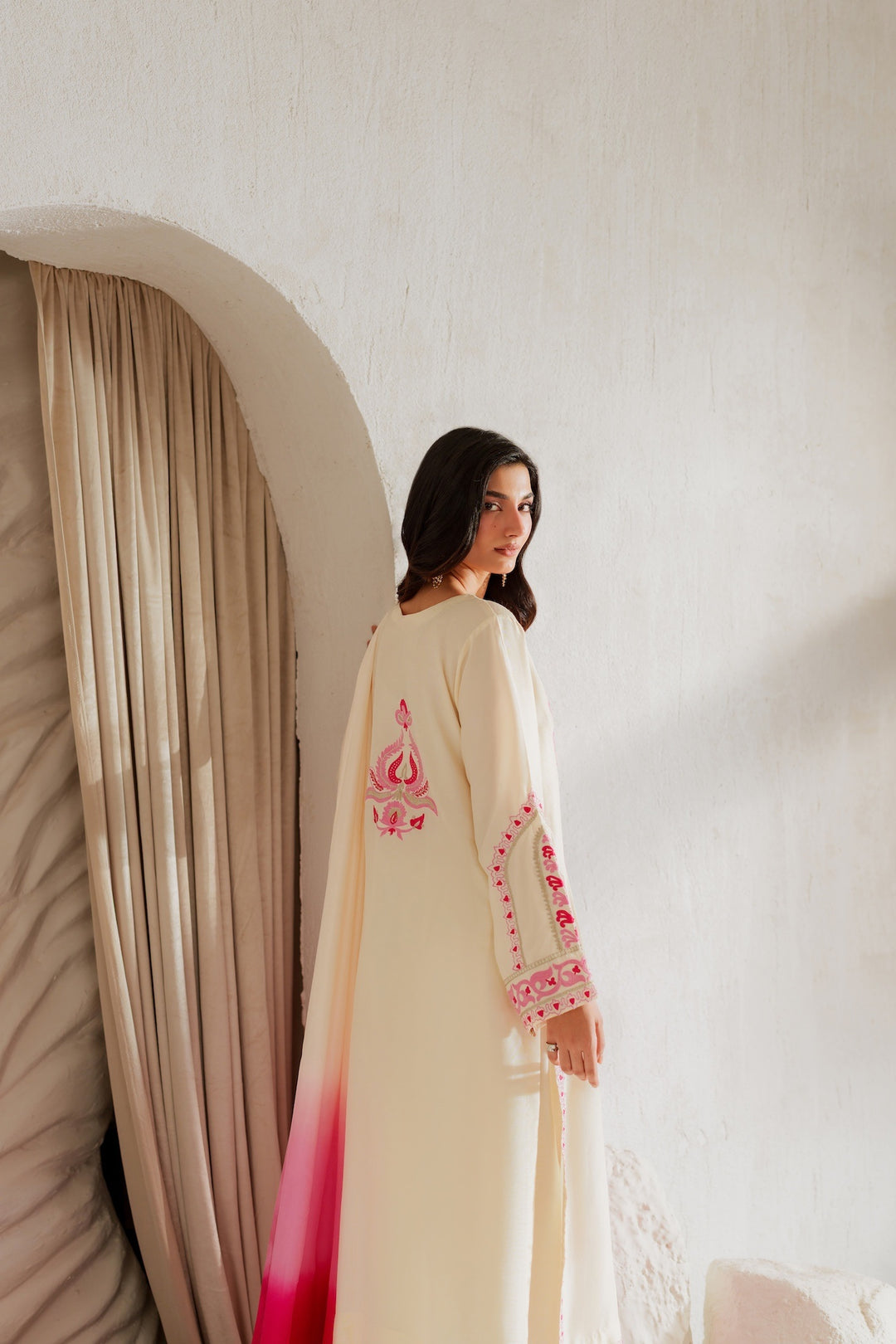 Ivory Rose - Image 3