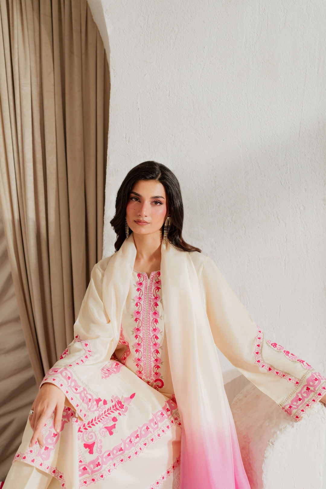 Ivory Rose - Image 7