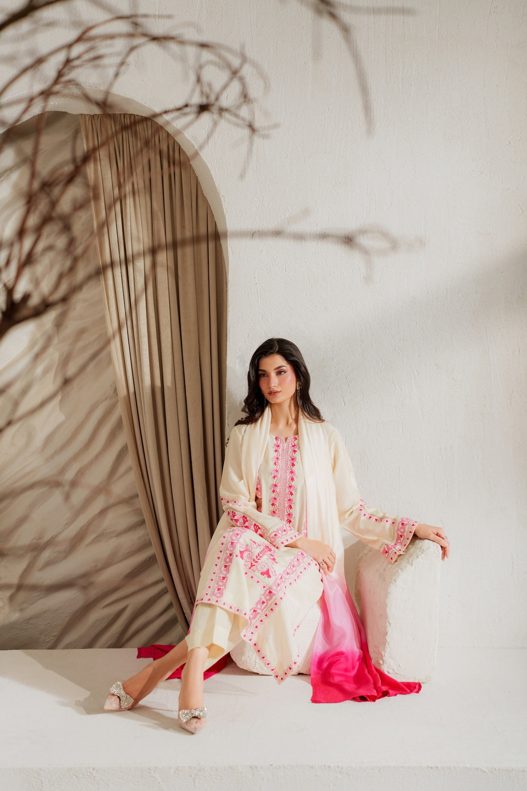 Ivory Rose - Image 9